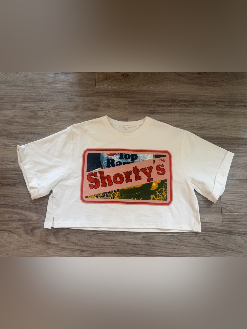 BUCKETLIST White Cropped Short Sleeve Tee with Red Graphic